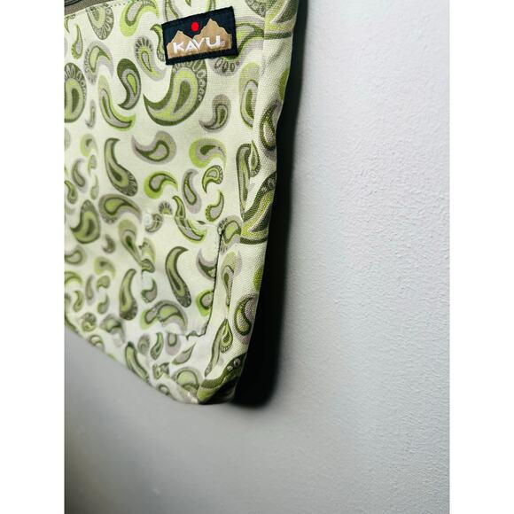 KAVU Green Floral Canvas Zip Up Pockets Adjustable Corssbody Hand Bag - Picture 8 of 11